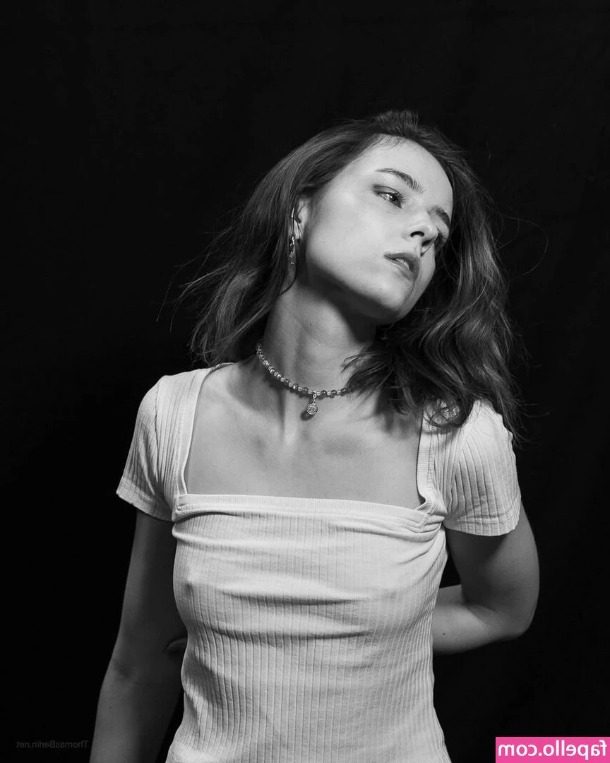 Anna_scientist [ anna-scientist ] - a sprinkle of sexiness, ready for this?😉