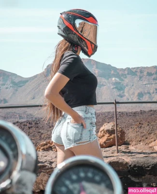 Affe auf Bike [ affe-auf-bike ] - Front or Rear? 😏