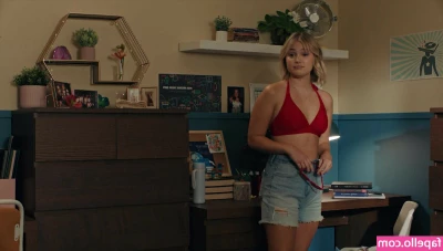 Olivia Holt [ olivia-holt ] - hi  if you re new here - welcome   If you re not new then you already