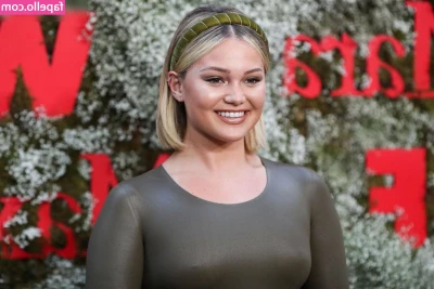 Olivia Holt [ olivia-holt ] - Who says you can t have your cake and eat it too