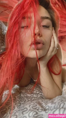 Mrs._Redhead [ mrs-redhead ] - Free yep free to join  You just pay for speciality platforms  What