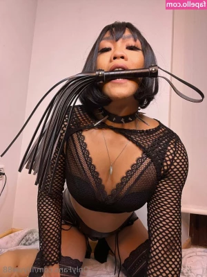 lilyuw88 - I never feel as beautiful as I do on the day that I get my toes done 