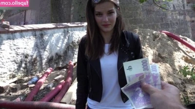 Czech Streets [ czech-streets ] - Ya mero cumplo añitos
