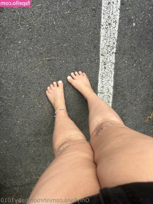 ShroomBaby - We both have tan lines   bell_utiful