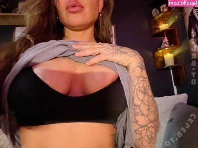 Lea Katz [ lea-katz-6 ] - Mayonnaise cum milk