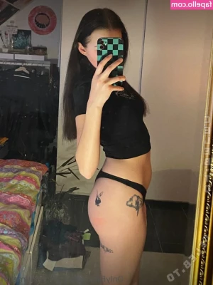 yourgoodtimegirl - Fuck it, 3 titty pics 🍈