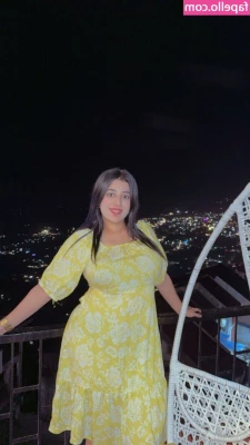 Apoorva Bhalla [ apoorva-bhalla ] - Posting cause I m horny and it s late   pussy pics in dms