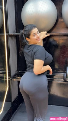 Apoorva Bhalla [ apoorva-bhalla ] - Tired as fuck as you can see but here are my booobs for you to enjoy