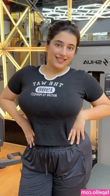 Apoorva Bhalla [ apoorva-bhalla ] - Im delicious 🤤🍫 Eat me!