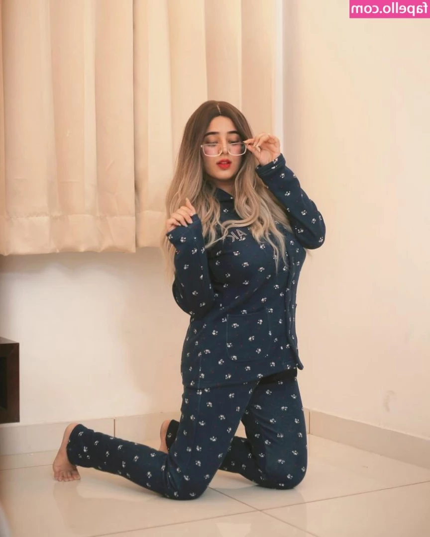 Apoorva Bhalla [ apoorva-bhalla ] - B bs