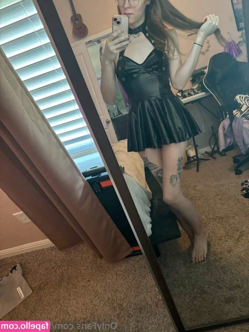 LilithStarfall - what would you rate this video 1-10