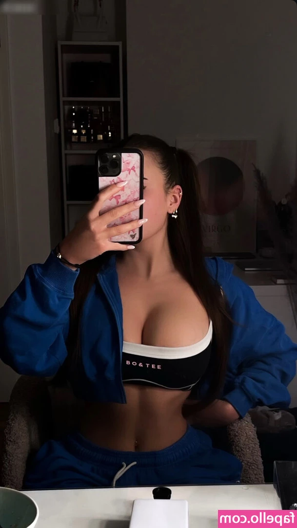 Luisa Senn [ luisa-senn ] - Do you want to see my delicious ass in front of a mirror  baby