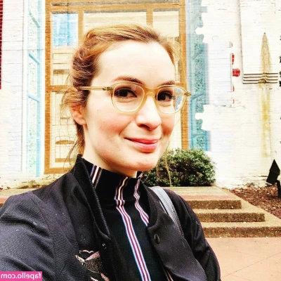 Felicia Day [ felicia-day ] - Teaser pants