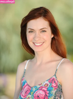 Felicia Day [ felicia-day ] - https://onlyfans.com/324916306/marialaperversa1