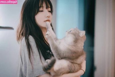 Son Ye Eun [ son-ye-eun ] - If you'd like to see more of my growing beasts straining and heaving