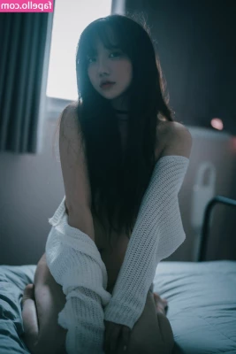 Son Ye Eun [ son-ye-eun ] - Warning  Slippery when wet part 1