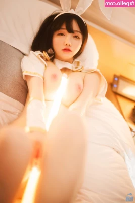 Son Ye Eun [ son-ye-eun ] - I really wanted to suck some cock tonight   so I decided that I would
