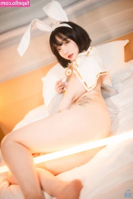 Son Ye Eun [ son-ye-eun ] - swipe to see me do it on da d