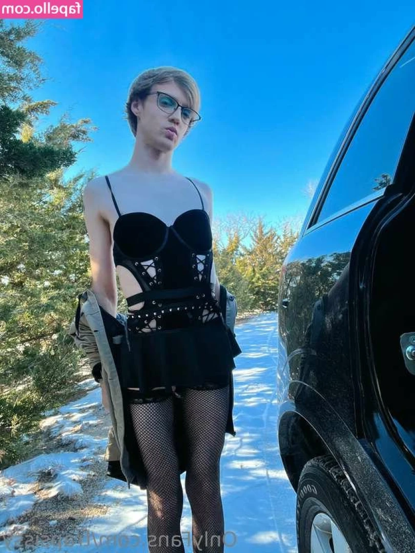 BellaaroseXXX - Приїхав мій партнер по кексу