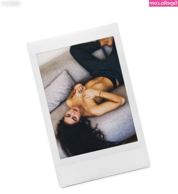 Adina Selin [ adina-selin ] - Care to snuggle