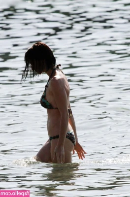 Paz Vega [ paz-vega ] - I feel like teasing you today