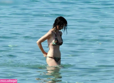 Paz Vega [ paz-vega ] - Early summer  late spring  perfection in temperate weather     So it