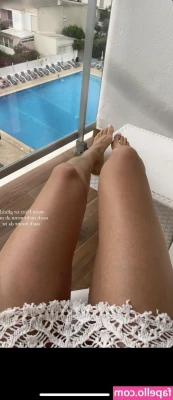 Blondegermanx - Wanna get in with me? 💦 🍑
