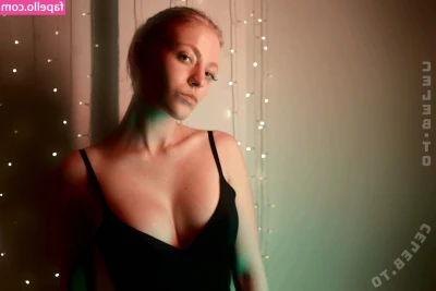 Katrine ASMR [ katrine-asmr-1 ] - Good morning    I thought I looked so cute here   lookin like a whole