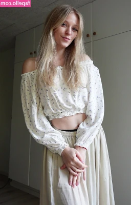 Katrine ASMR [ katrine-asmr-1 ] - What do you wanna play?