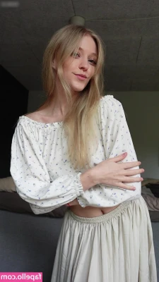 Katrine ASMR [ katrine-asmr-1 ] - Do you like this pumpkin