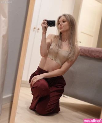 Katrine ASMR [ katrine-asmr-1 ] - Holiday Countdown Piece 5 10  What are you doing  babe  Looking for a