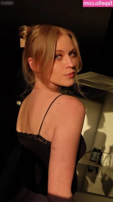 Katrine ASMR [ katrine-asmr-1 ] - Bent over and waiting 😍