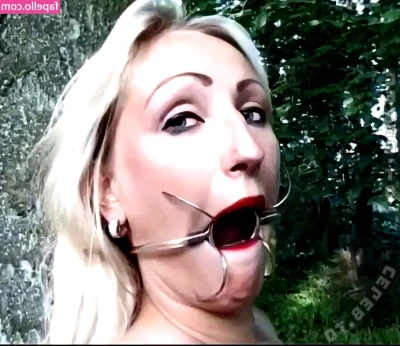 Kathleen White [ kathleen-white ] - Home video 😊 bed/pussy/nature