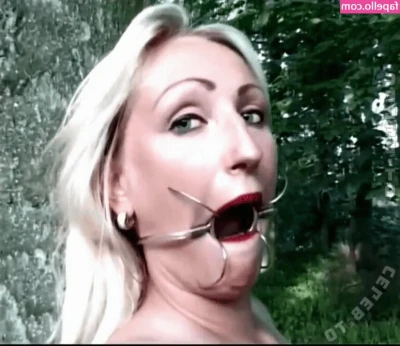 Kathleen White [ kathleen-white ] - xxx do you wanna squeeze them