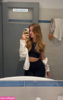 Nathistyle - Best bikini = no bikini!
