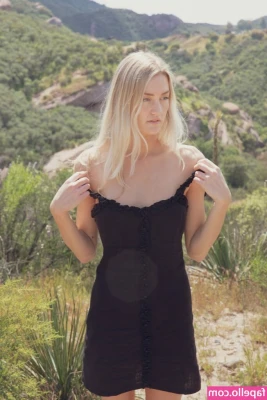 Hannah Mckay [ hannah-mckay ] - A Snapchat masturbating masterpiece