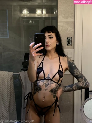 gothhbabyy - I loved how full I was with the butt plug while grinding on a dildo 