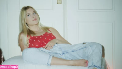 Freya Mayer [ freya-mayer ] - Shes my little bj queen