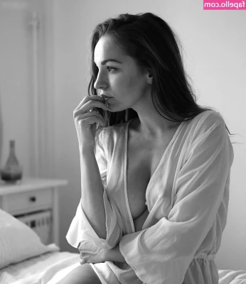 Anastasia_g.mood [ anastasia-g-mood ] - Oh my feet are so sore