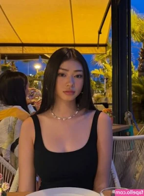 yuuniii._.3 [ yuuniii-3 ] - since it s so hot inside  I brought the party indoors  come chill in