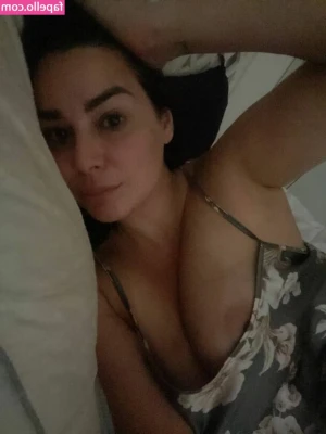Karlucy - I hope you like morning buns 👀 😏