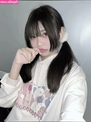 Mameowmomo - Just a few pictures of me showing you how pretty and pink my pussy is