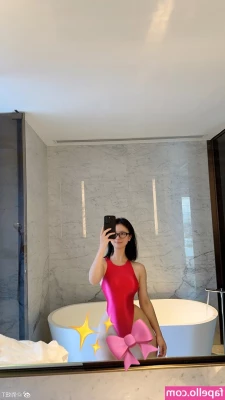 QiaoniuTT - i never thought a nude photo could be so artsy until i met 