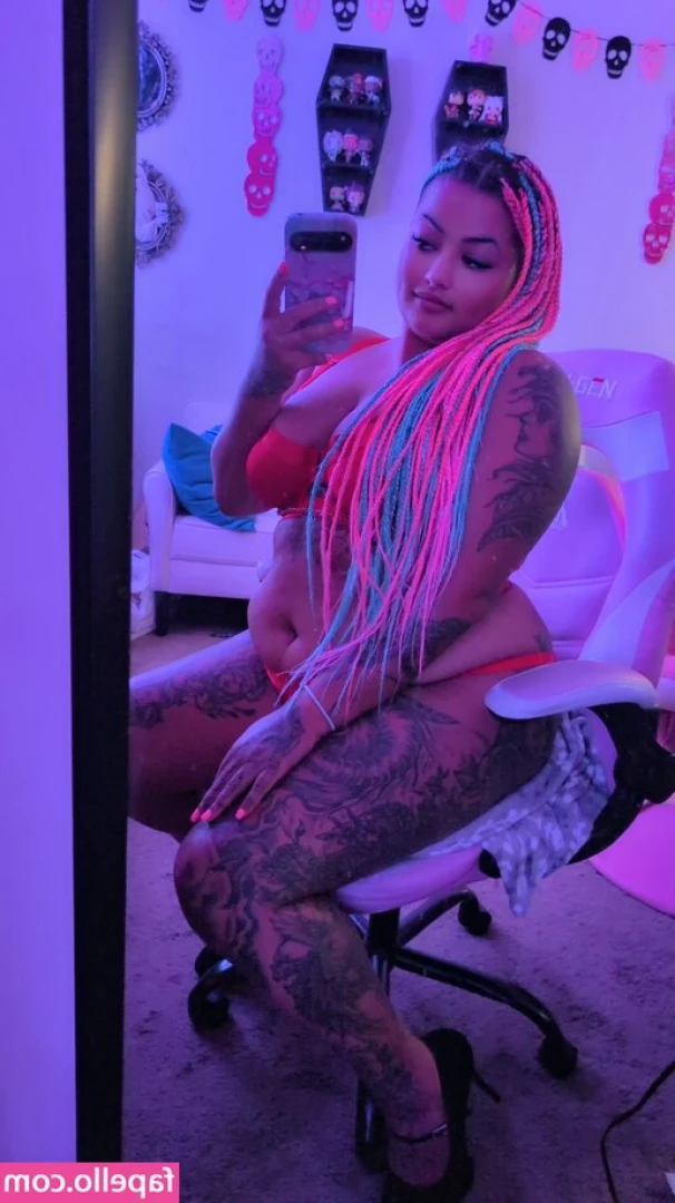 GoddessKandyB - Its the pigtails for me