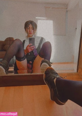 Onillzarz - Sunday funday bootylicious MILF  I m new to this  so ty for patience 
