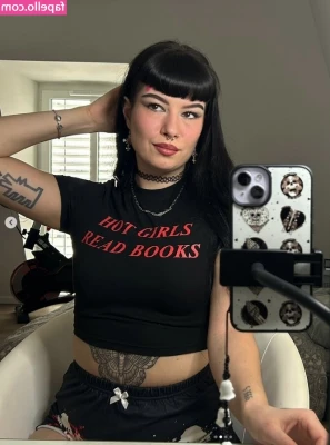 Itznataly - My 2 cucks took Me on another spoiled bratty shopping spree on Xmas