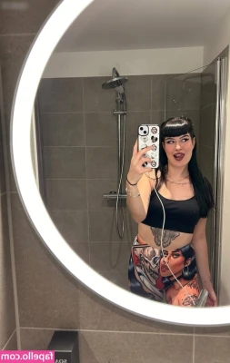 Itznataly - Back from holidays 💦 and really spoiling you with this one 🥵