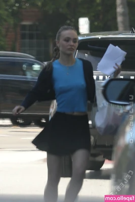 Lily-Rose Depp [ lily-rose-depp-11 ] - What are you gonna tell me today