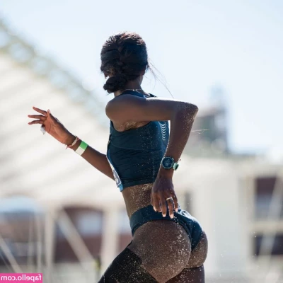 Fatima Diame [ fatima-diame ] - Let s get flirty and freaky this Friday