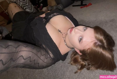 LoobyTunes - Unpacking and organizing has been making me so hot and I keep having